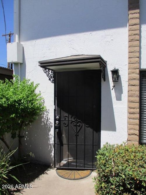 7-3637 E Monterosa St, Phoenix, AZ, 85018-4856 | Card Image