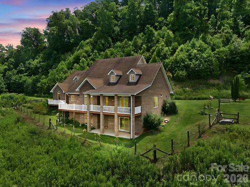 340 Earlys Mountain Rd, Leicester, NC, 28748-5617 | Card Image