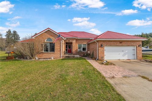 1892 East Dr, Wellsville, NY, 14895-9224 | Card Image