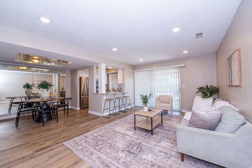 120-325 E 2550 N, North Ogden, UT, 84414-2270 | Card Image