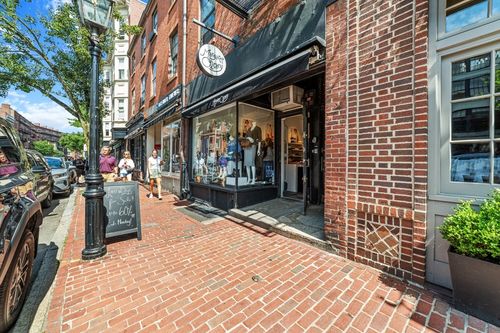 49 Charles St, Boston, MA, 02114-4651 | Card Image