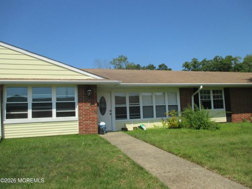 286B Malvern Ct, Lakewood, NJ, 08701-6582 | Card Image