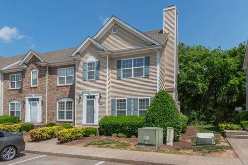 3041 New Port Valley Cir, Thompsons Station, TN, 37179-5384 | Card Image