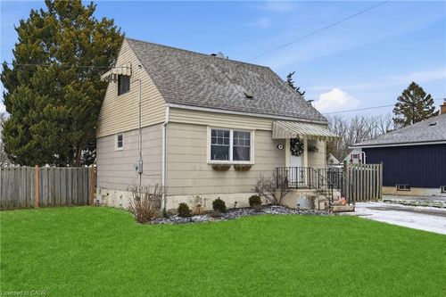 53 Alexander Dr, Brantford, ON, N3T5C4 | Card Image