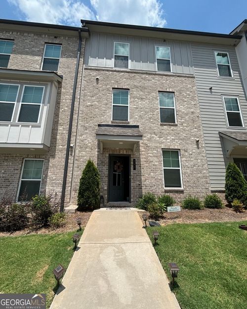 215 Wallace St, Fayetteville, GA, 30214-2118 | Card Image