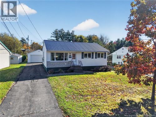 108 Cherry Ave, Fredericton, NB, E3A1Z2 | Card Image