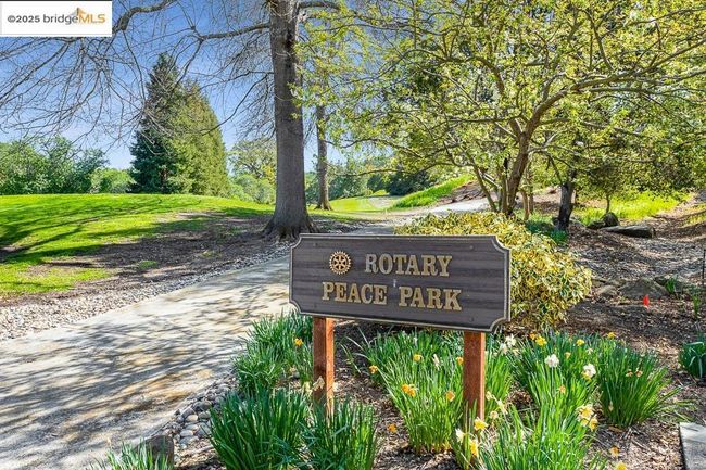 APT-4 - 1115 Running Springs Rd, Condo with 2 bedrooms, 2 bathrooms and 1 parking in Walnut Creek CA | Image 25