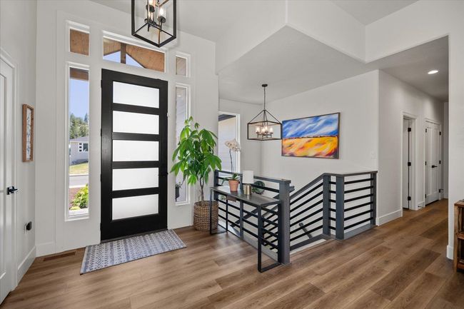 5212 W Decatur Ave, House other with 5 bedrooms, 3 bathrooms and null parking in Spokane WA | Image 5
