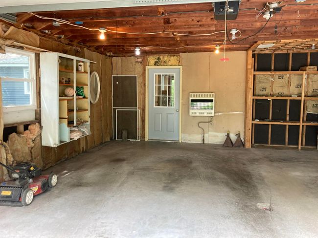 220 E Silver St, House other with 1 bedrooms, 2 bathrooms and null parking in Bluffton IN | Image 23