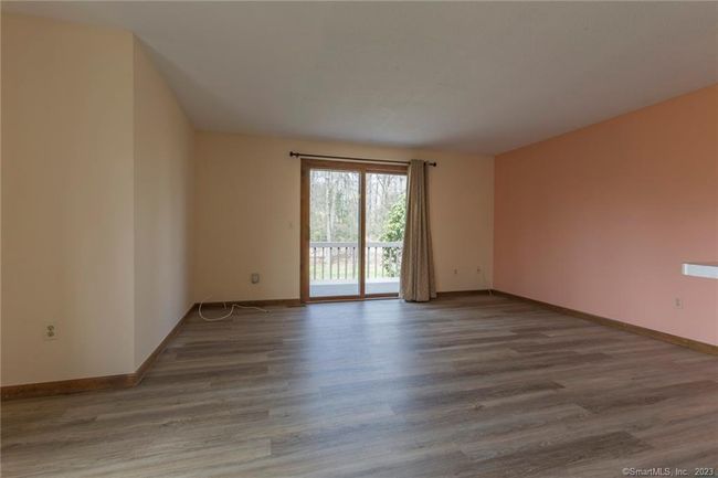 1 - 1 Oak Forest Dr, Condo with 3 bedrooms, 1 bathrooms and 2 parking in Manchester CT | Image 11