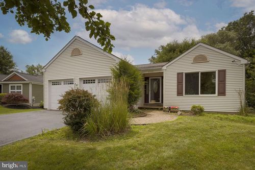 2388 Tabatha Dr, WARRINGTON, PA, 18976-2369 | Card Image