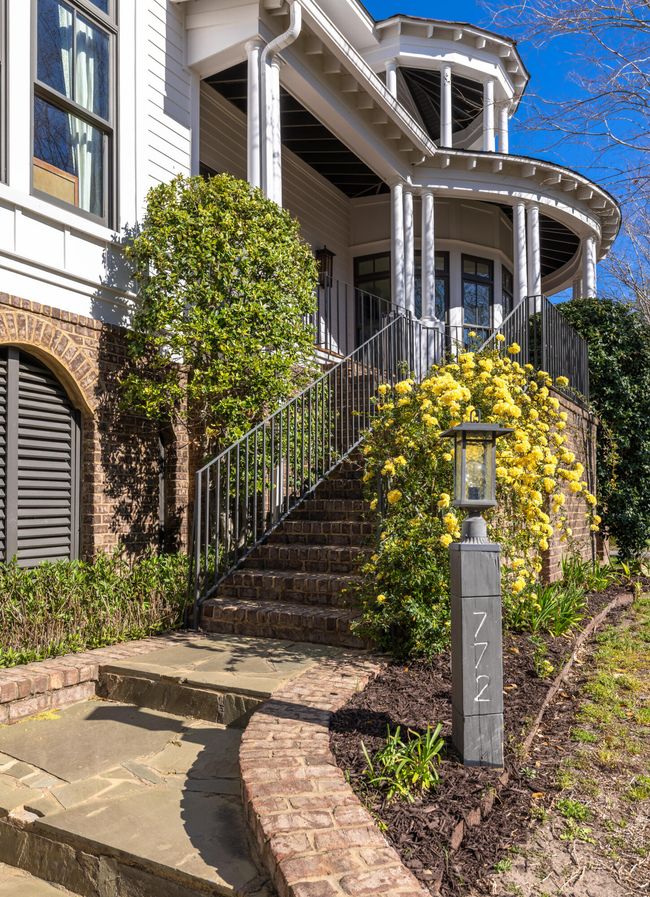 Front steps | Image 36