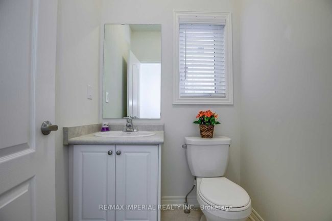 423 George Ryan Ave, House attached with 3 bedrooms, 3 bathrooms and 1 parking in Oakville ON | Image 13