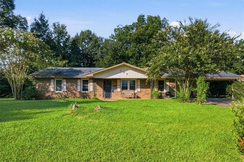109 Avalon Dr, Warner Robins, GA, 31093-1137 | Card Image