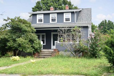 884 Main Street, House other with 3 bedrooms, 1 bathrooms and 3 parking in Warren RI | Image 1