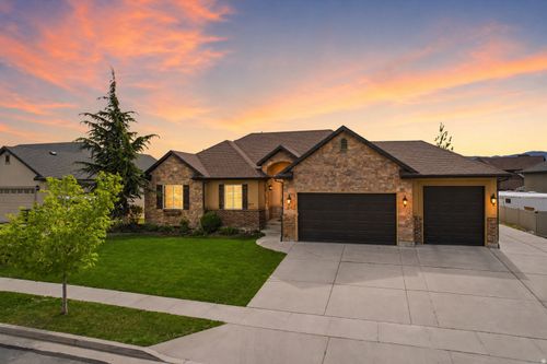 977 W White Wulff Dr, Bluffdale, UT, 84065-5629 | Card Image