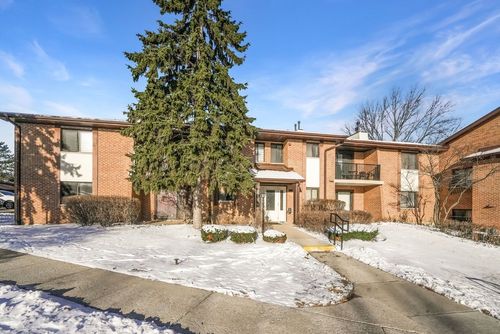 apt-1901-2220 Wharf Dr, Woodridge, IL, 60517-5356 | Card Image