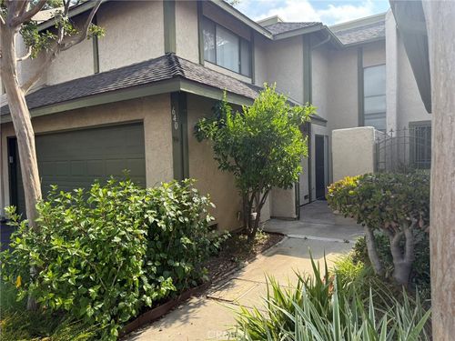 640 Juniper Way, La Habra, CA, 90631-5905 | Card Image