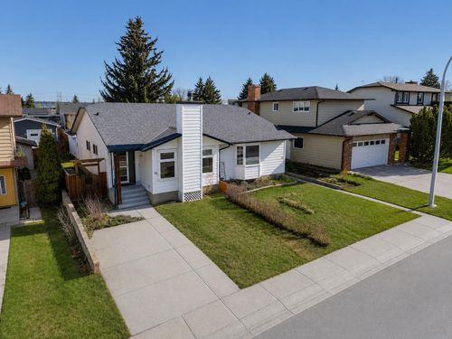 96 Jensen Cres Ne, Airdrie, AB, T4B1N8 | Card Image