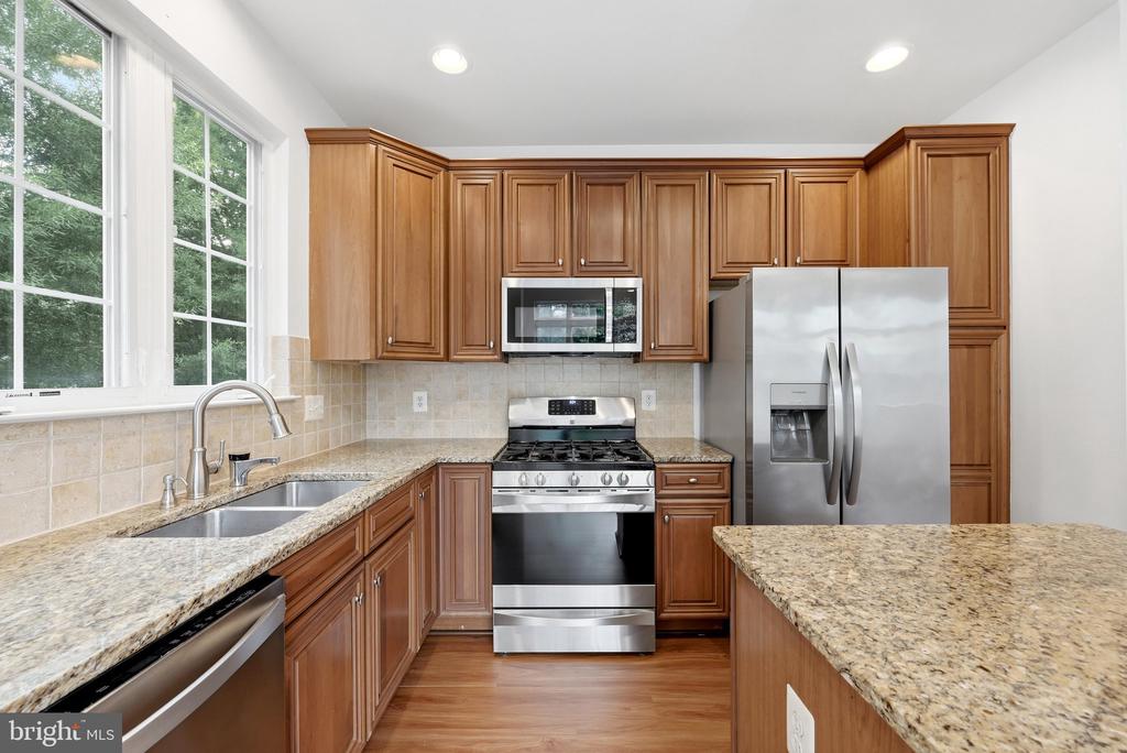 Residential Lease in ASHBURN 4