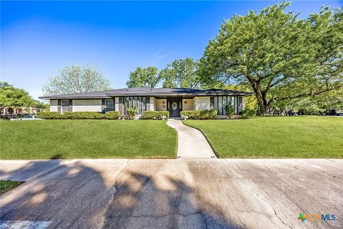 6101 Stillwood Dr, Killeen, TX, 76543-5533 | Card Image