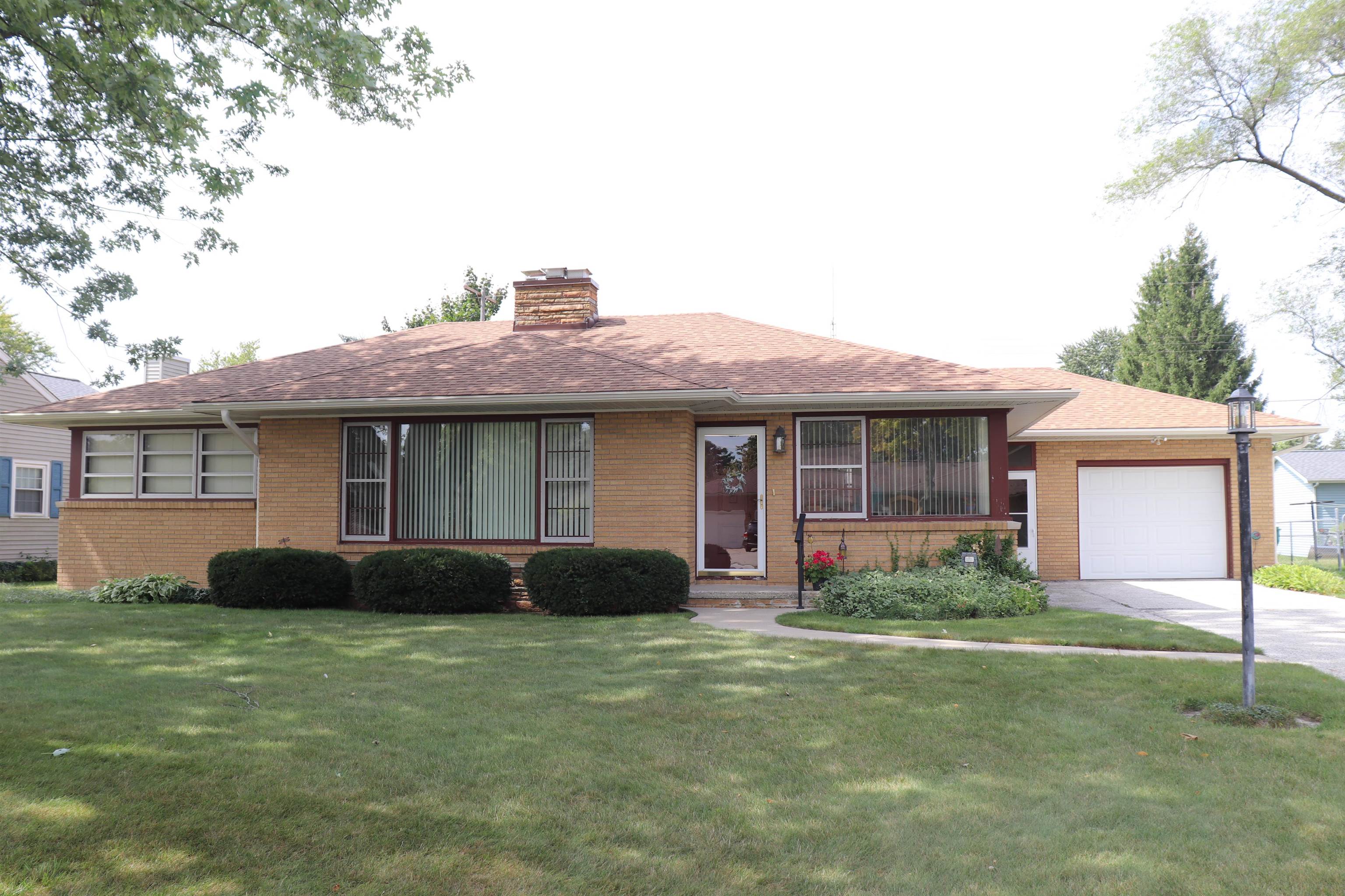 Richardson Dr, Bay City, MI 48706