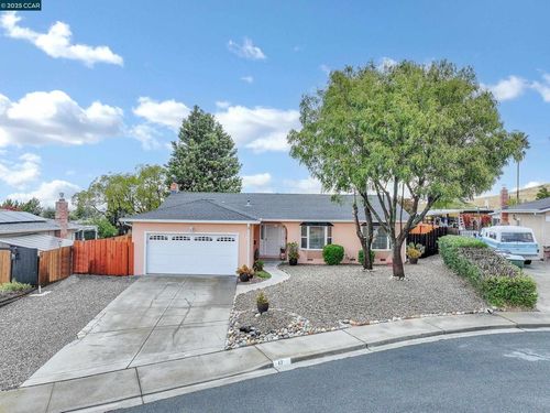17 Cedarbrook Pl, Pittsburg, CA, 94565-6306 | Card Image