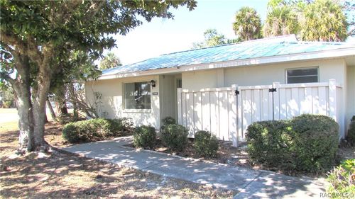 11499 W Bayshore Dr, CRYSTAL RIVER, FL, 34429-5246 | Card Image