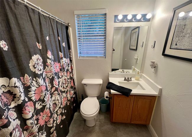 7208 Autumn Run Dr, House other with 3 bedrooms, 2 bathrooms and null parking in Forest Hill TX | Image 6