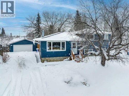 117 Signal Cove, Fort Mcmurray, AB, T9H3V8 | Card Image