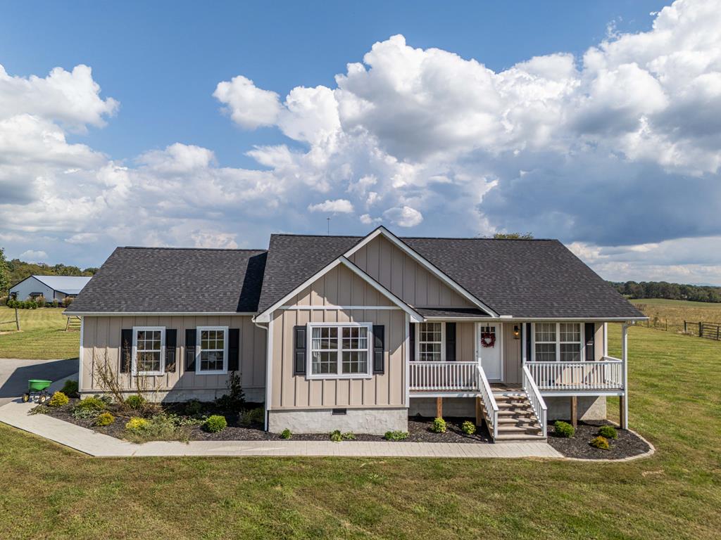 Bill Cobb Rd, Jamestown, TN 38556