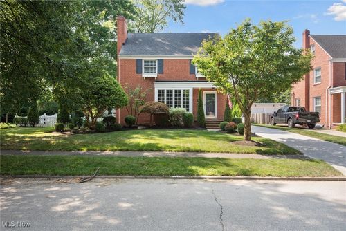 19575 Henry Rd, Fairview Park, OH, 44126-1639 | Card Image