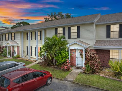 2114 Manor Drive Ne, Palm Bay, FL, 32905 | Card Image