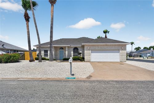 14901 Dasmarinas Dr, Corpus Christi, TX, 78418-6111 | Card Image