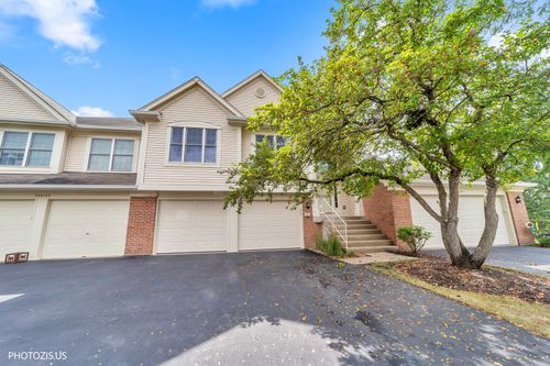 30w111-30W111 Fairfax Ct, Warrenville, IL, 60555-1065 | Card Image