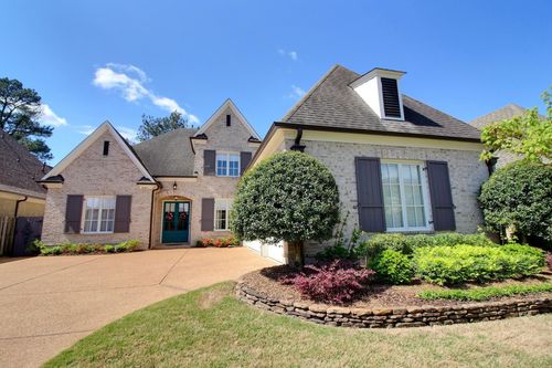 2069 Standing Rock Ave, Collierville, TN, 38017-7909 | Card Image