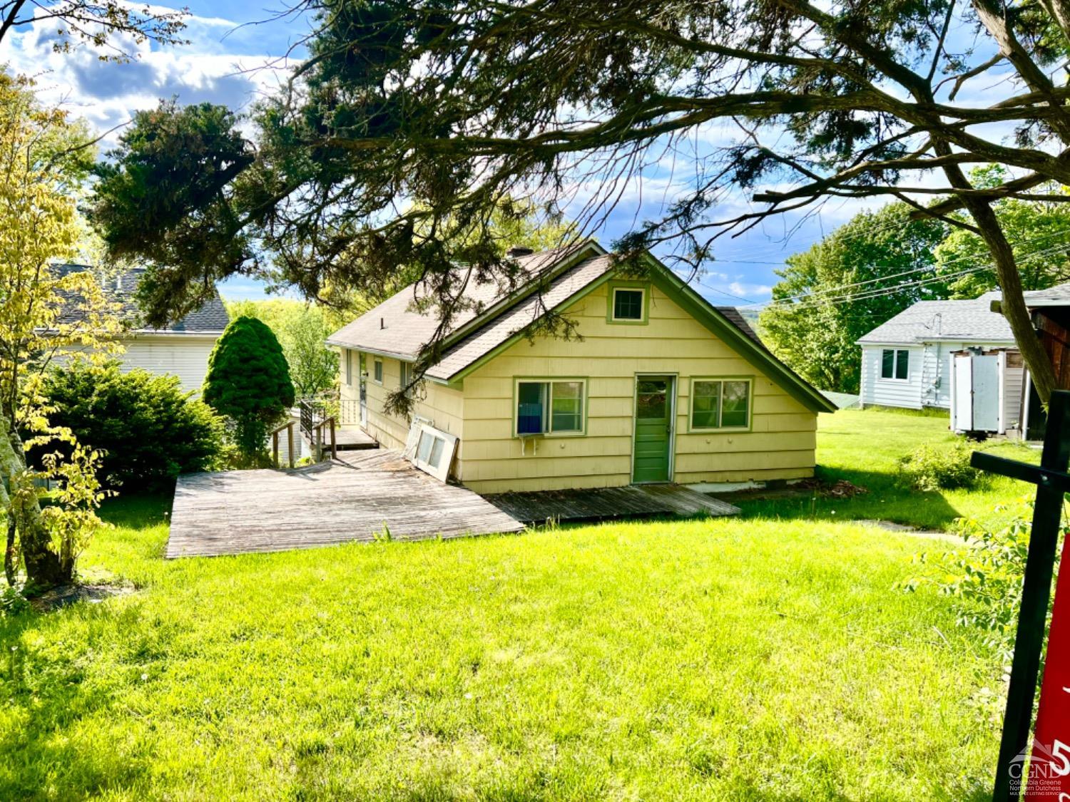 Chapel Dr, Valatie, NY 12184