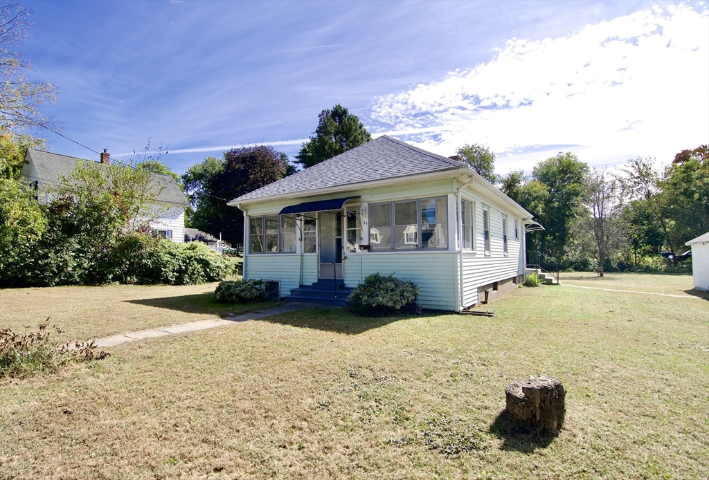 Arnold St, Palmer, MA 01069