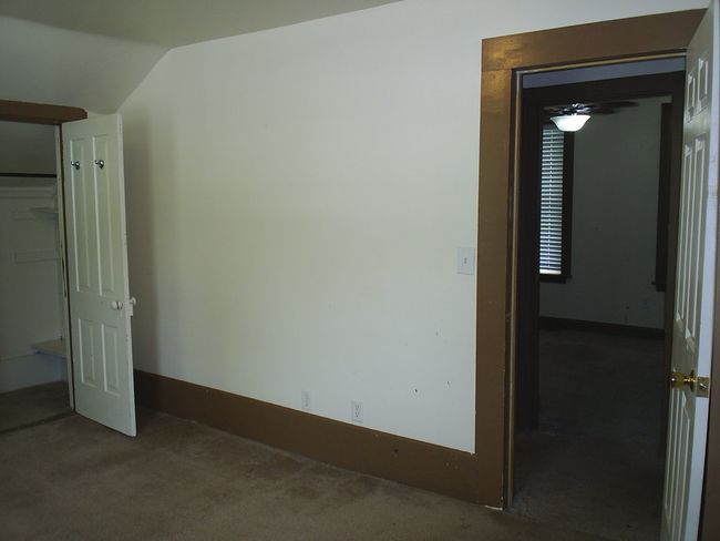 Unit 1 Bedroom #1 | Image 22