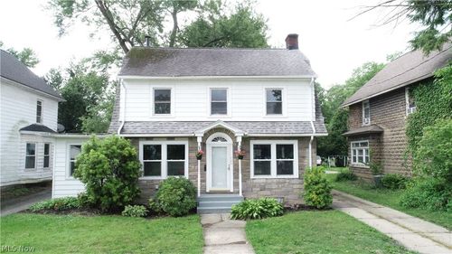 726 N Main St, Niles, OH, 44446-5137 | Card Image