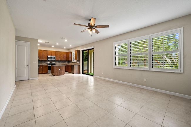 3212 Klays Ct, House other with 5 bedrooms, 3 bathrooms and null parking in Royal Palm Beach FL | Image 7
