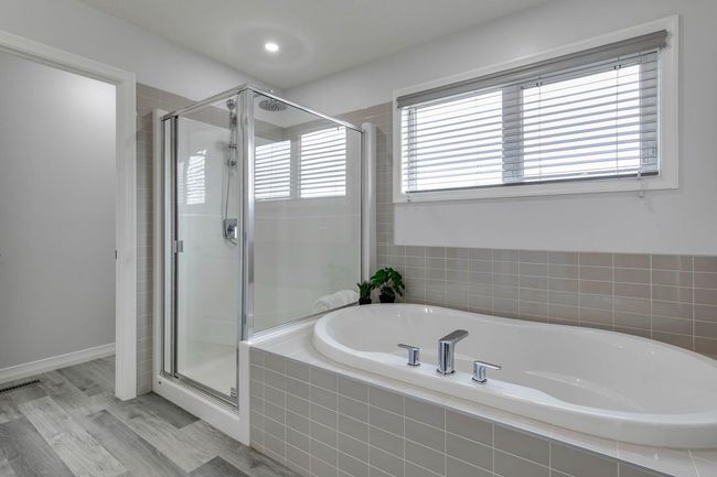 236 Magnolia Heath Se, House other with 4 bedrooms, 4 bathrooms and 4 parking in Calgary AB | Image 31