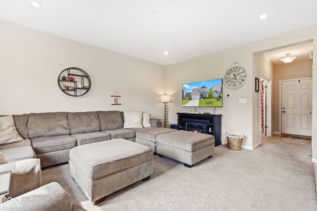 4229 Blue Note Dr, House other with 3 bedrooms, 3 bathrooms and null parking in Indianapolis IN | Image 11