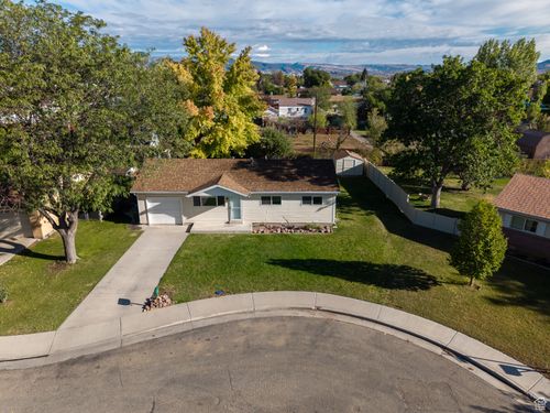 270 Ashley Dr, Vernal, UT, 84078-3104 | Card Image