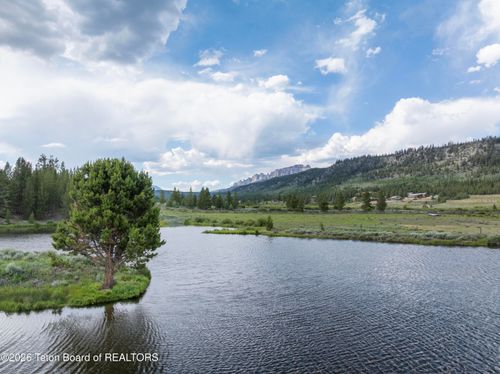 0000 Us Highway 26, Dubois, WY, 82513 | Card Image