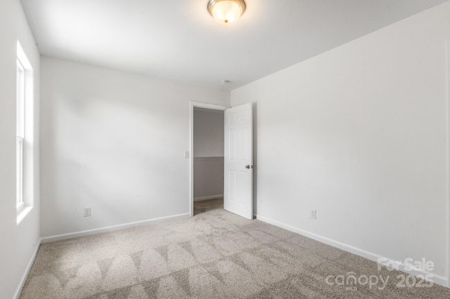 2005 Amos Oaks Ln, House other with 3 bedrooms, 3 bathrooms and null parking in Charlotte NC | Image 24