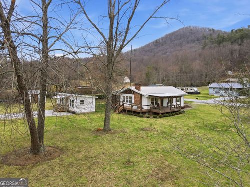 21 Mcintosh Ln, Rabun Gap, GA, 30568-3185 | Card Image