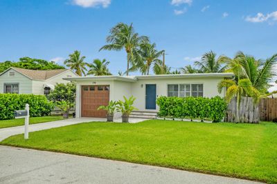 1718 N N Street, House other with 3 bedrooms, 2 bathrooms and null parking in Lake Worth Beach FL | Image 3