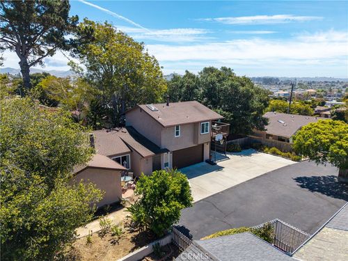 1747 Brighton Ave, Grover Beach, CA, 93433-1813 | Card Image