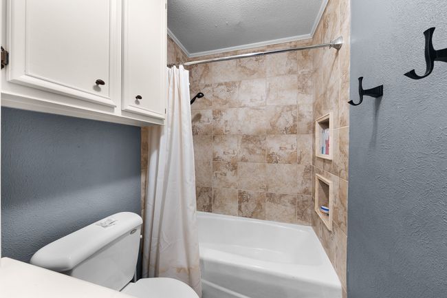 1440 Live Oak St, House other with 3 bedrooms, 3 bathrooms and null parking in Sulphur Springs TX | Image 26